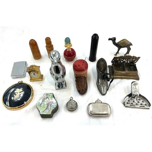 25 - Selection of collectables includes pin holders etc