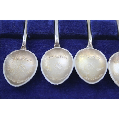 31 - Set of 4 x Elizabeth II Silver Jubilee Enamel Teaspoons Cased