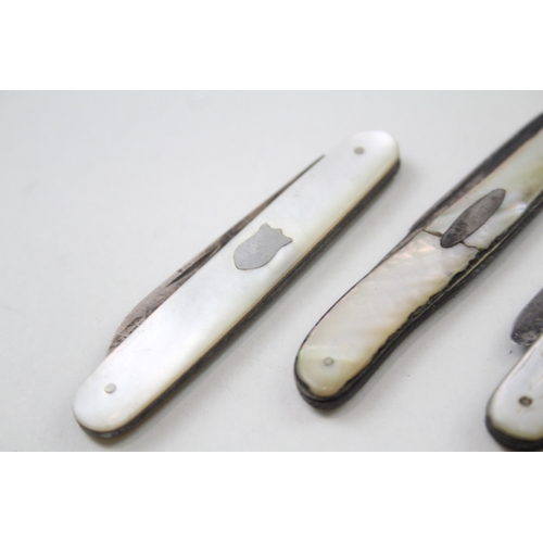 32 - 4 x .925 sterling silvr MOP fruit knives