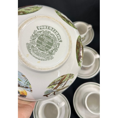 526 - Selection of Portmeirion 'Birds of Britain' items to include cups, saucers, bowl etc