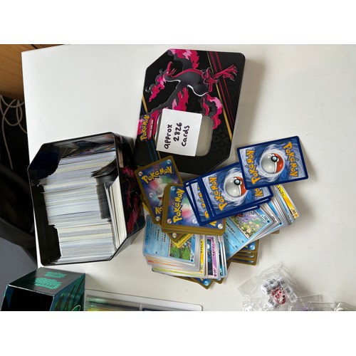 49 - Large selection of assorted pokemon cards