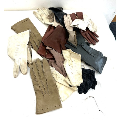 111 - Selection of ladies leather and suede gloves