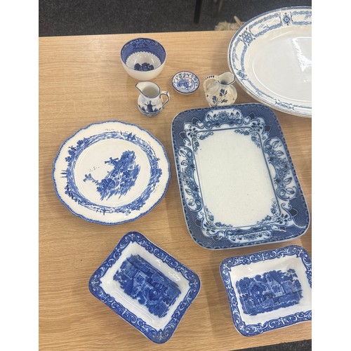 216 - Selection of vintage blue and white porcelain to include lidded serving bowl, meat plates etc