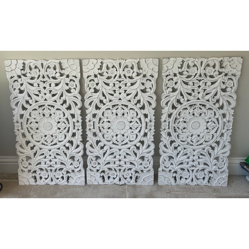 548 - Wooden maisons 3 panel wooden wall display, each panel measures approximately Height 33.5 inches, Wi... 