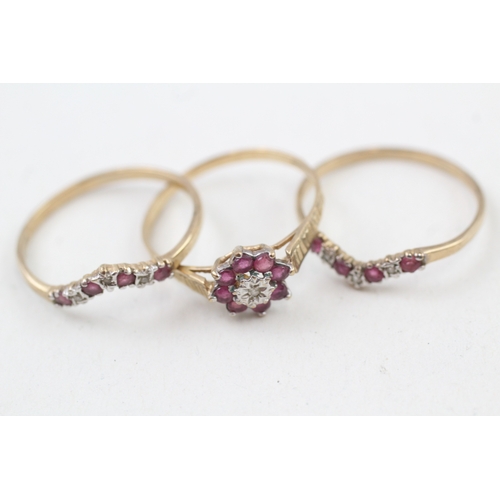 86 - 9ct gold ruby & diamond engagement set 3 x rings (4.3g)