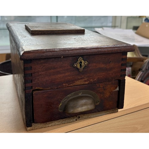 538 - Two vintage wooden tills