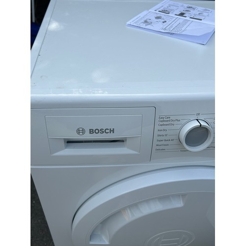 565 - Bosch 8kg serie 4 condenser tumble dryer