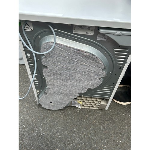 565 - Bosch 8kg serie 4 condenser tumble dryer