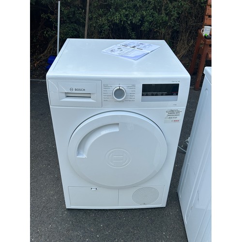 565 - Bosch 8kg serie 4 condenser tumble dryer