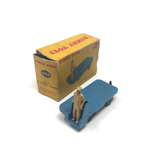 425 - Dinky toys 400 BE.V Electric truck box missing flaps