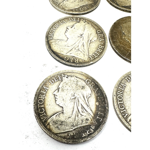 422 - 6 Victorian silver half crowns