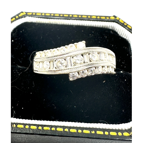 131 - 18ct white gold diamond ring set with 1ct diamonds weight 6.4g