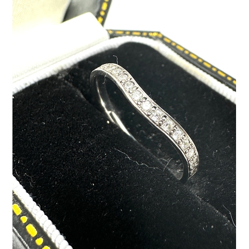 132 - 9ct white gold diamond ring weight 1.5g