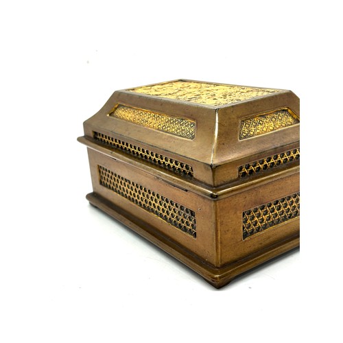 509 - 1920s antique Chinese papier mache gilded jewellery box casket size 18cm by 12cm by 10cm tall