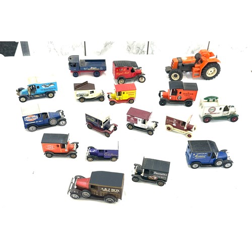 43 - Selection of vintage advertising toy cars