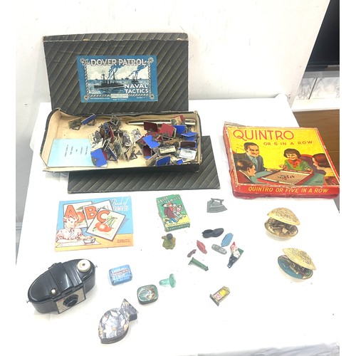 176 - Selection of vintage toys, games etc