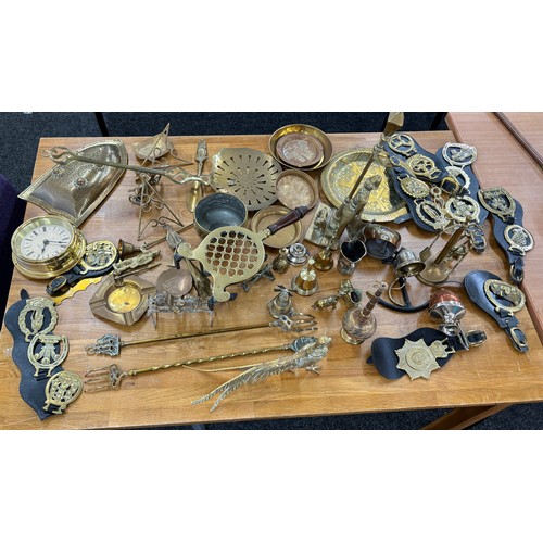 224 - Selection of brassware includes animals, bells etc