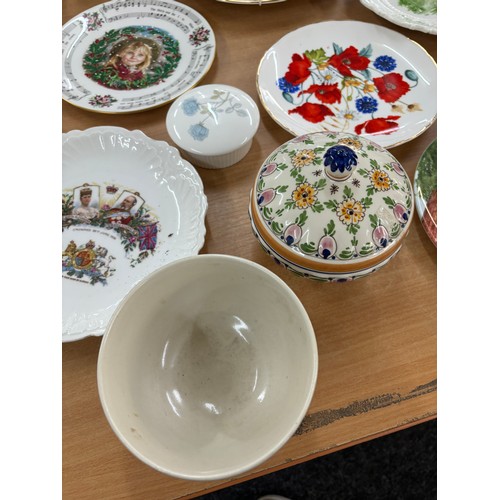 185 - Selection of miscellaneous includes Royal Doulton, Aynsley etc