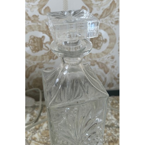 95 - Glass decanter side lamp, 11 inches tall, working ordeer