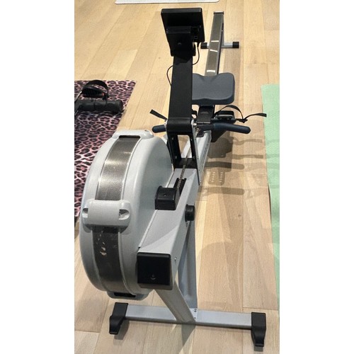 600 - Concept 2 rowing machine