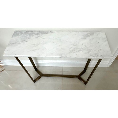 588 - Gold detailing marble top console table, has been repaired on the marble top, approximate measuremen... 