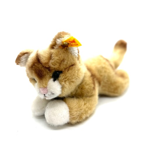 46 - Steiff kitten teddy bear measures approx 9 inches long