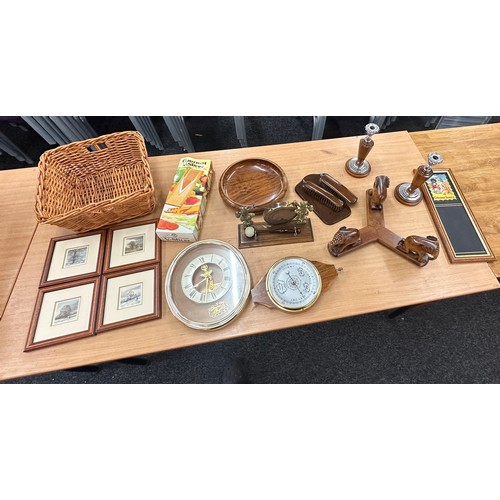 178 - Selection of vintage and later wooden items to include framed prints, clocks, trays etc