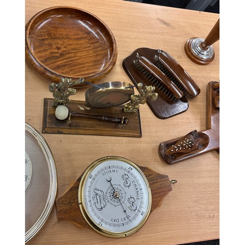 178 - Selection of vintage and later wooden items to include framed prints, clocks, trays etc