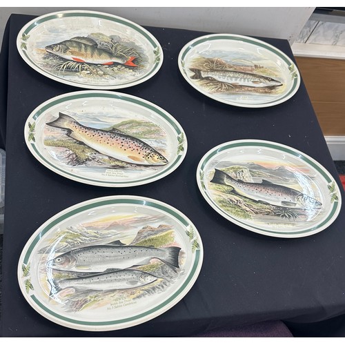 530 - Five Portmeirion fish serving plates