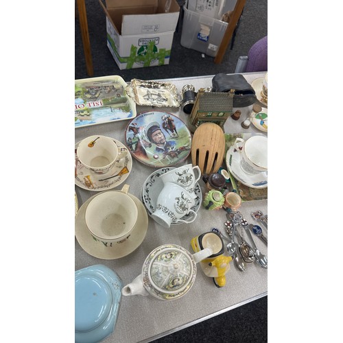 151 - Large selection of miscellaneous includes Cups, saucers, guiness tankard etc