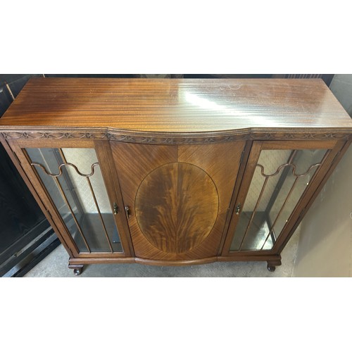 571 - Mahogany side by side glass cabinet, approximate measurements: Height 45 inches, Width 48 inches, De... 