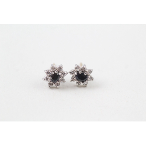 194 - 9ct gold sapphire & cubic zirconia cluster earrings (1g)