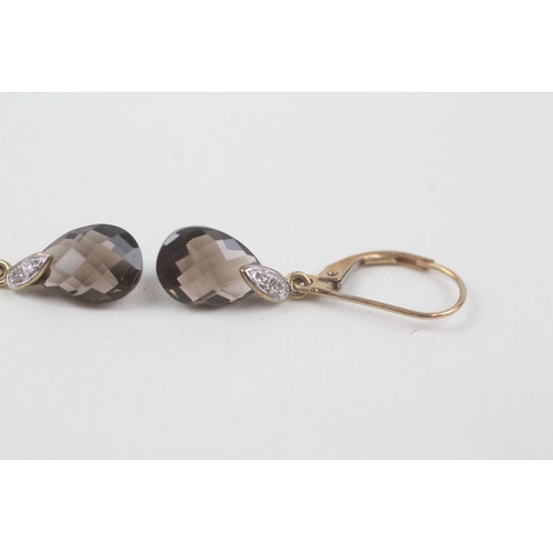 239 - 9ct gold smokey quartz drop earrings (1.5g)