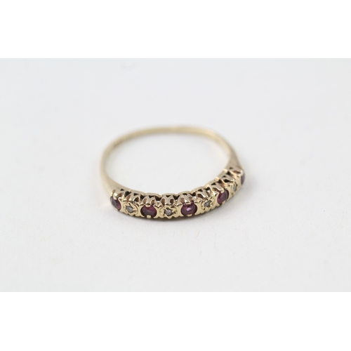 248 - 9ct gold vintage ruby & diamond half eternity ring (1g)