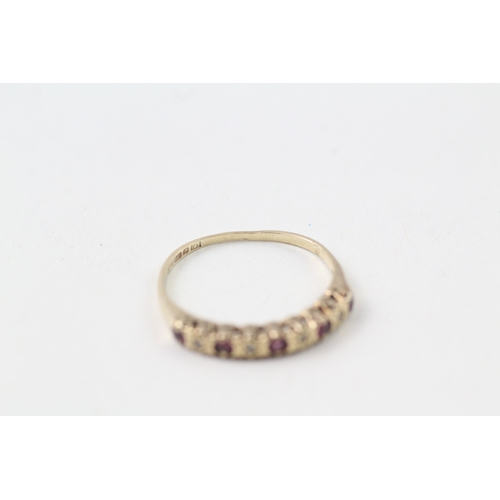 248 - 9ct gold vintage ruby & diamond half eternity ring (1g)