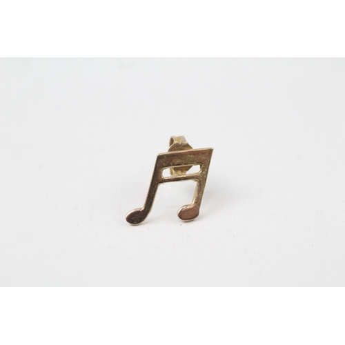 249 - 9ct gold quaver music note stud earrings (0.9g)