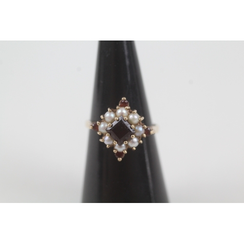 256 - 9ct gold vintage garnet & seed pearl dress ring (2.6g)