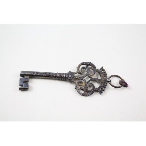 20 - Antique .925 sterling silver presentation key