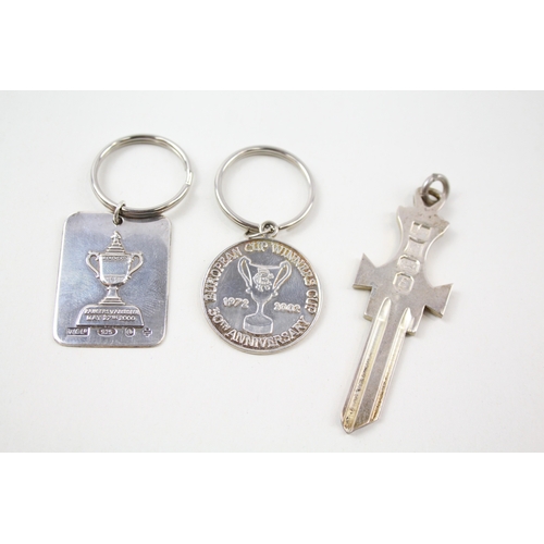 437 - Selection of silver key rings