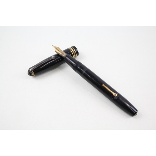 411 - Conway Stewart No.58 Fountain Pen WRITING