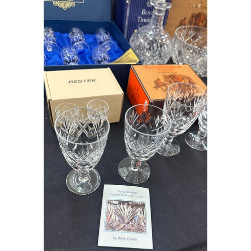 118 - Selection of Royal Doulton Crystal glassware