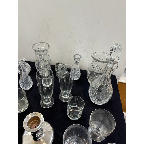 136A - Large selection of assorted glassware includes crystal glass etc