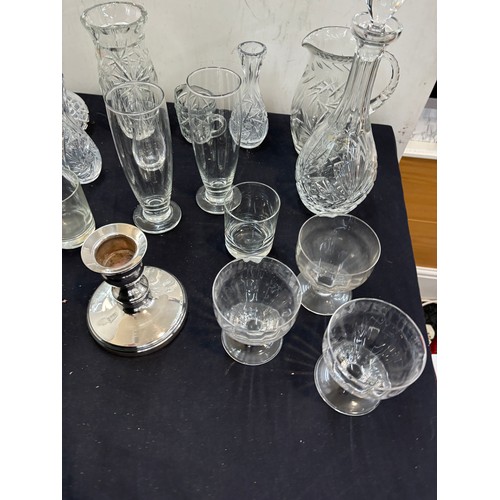 136A - Large selection of assorted glassware includes crystal glass etc