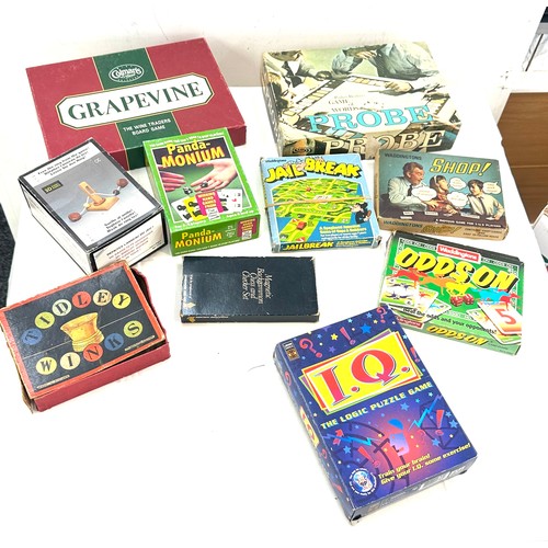 140 - Collection of vintage and antique high quality puzzles and mind benders, dexterity, wood crafted, th... 