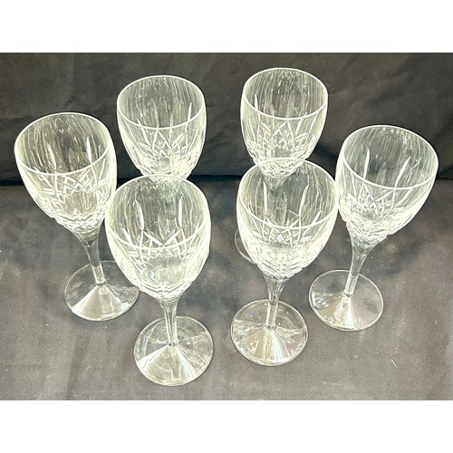 538 - Set 6 Waterford crystal Lismore water goblet / wine glasses, unfortunately one glass has a chip to r... 