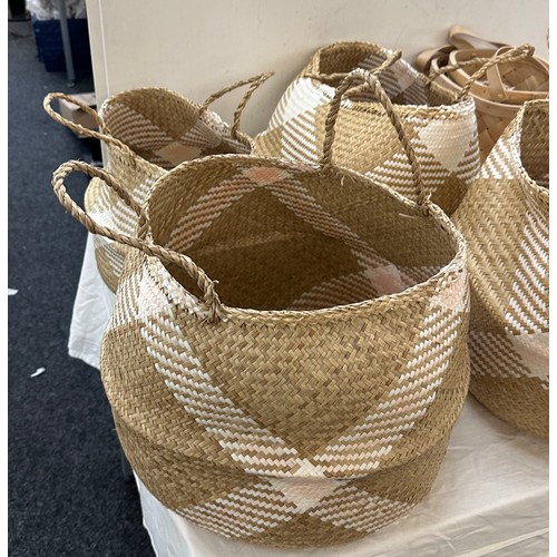 202 - Selection of hessain storage baskets