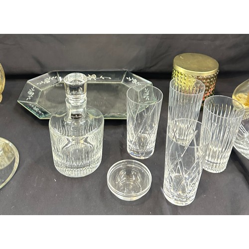 531 - Selection of glassware to include Dartington decanter, vase, glasses etc