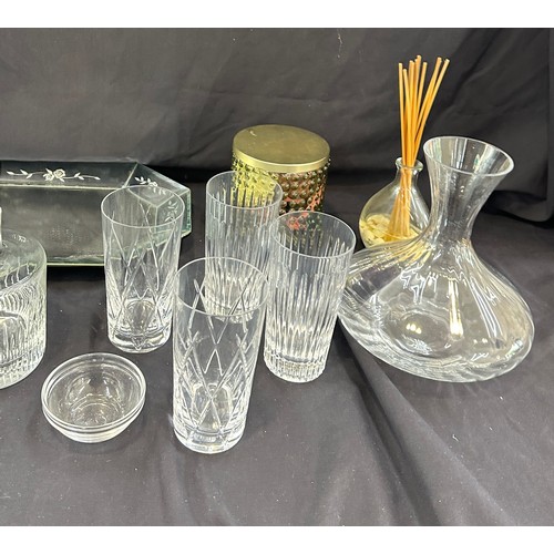 531 - Selection of glassware to include Dartington decanter, vase, glasses etc