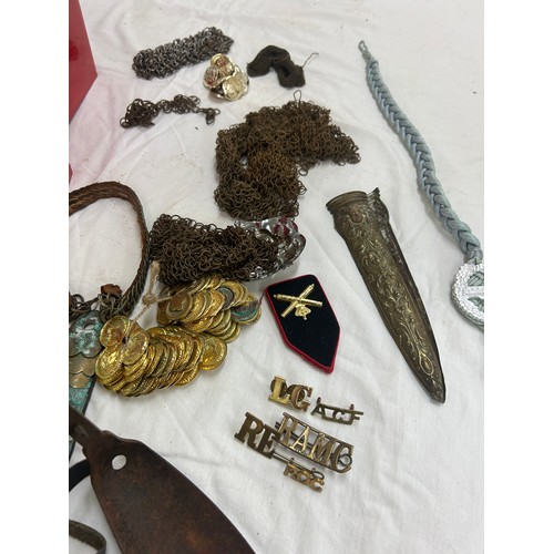 103 - Selection of various military items to include buttons, chain etc