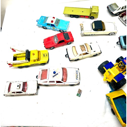 86 - Selection vintage toy diecast vehicles to include Matchbox, Corgi, etc